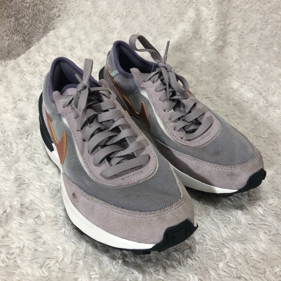 Nike Waffle One Summit White/MTLC Red Bronze GS Youth Size 6Y‎ - Picture 6 of 6